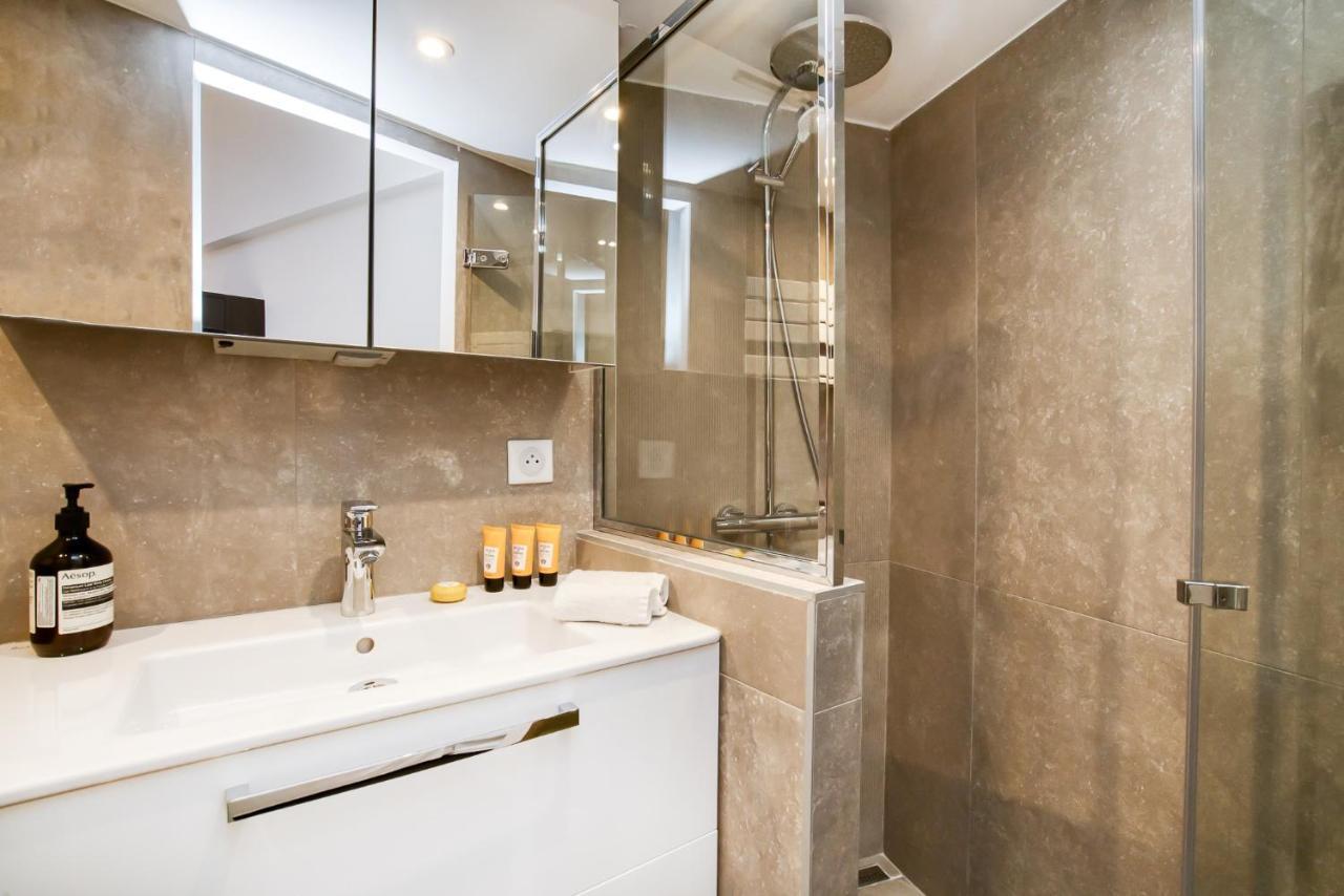 Appartement Place Des Lices Avec Parking Saint-Tropez Exterior foto